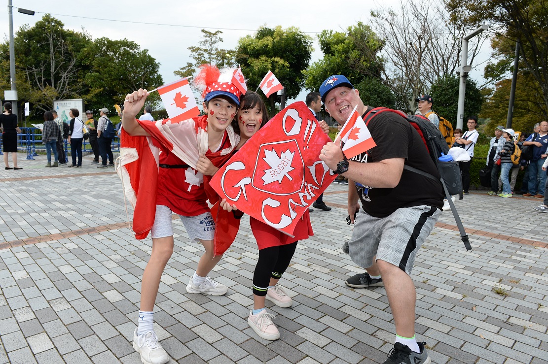 福岡でも世界最高の楕円球の祭典。大勢のファン盛り上がる