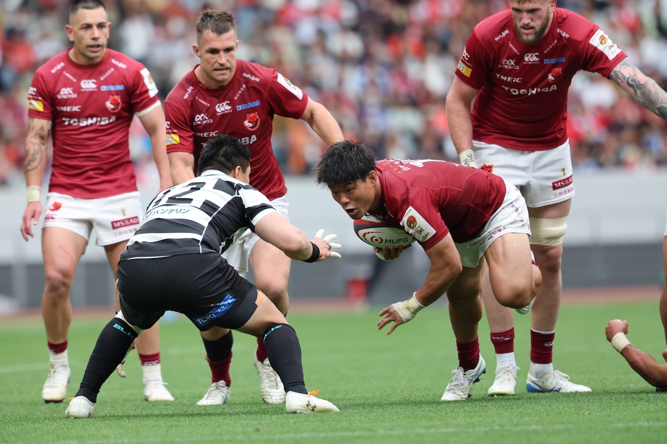 勝者はフィジカルとフットワークに活路。敗者は精度に泣く。プレーオフ決勝詳報。