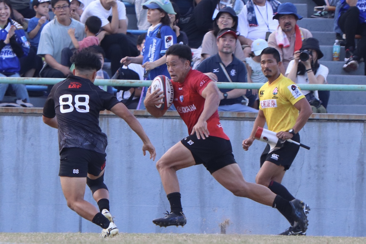 【リーグワンライジング】ブルーレヴズが80点奪う大勝。シャトルズを寄せ付けず。