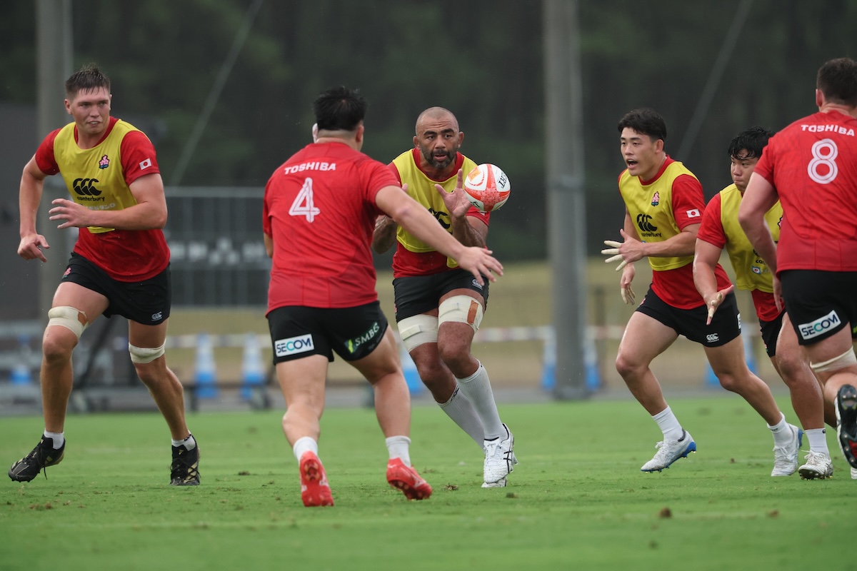 【リポビタンDチャレンジカップ2025】日本代表宮崎合宿リポート◎FW、BKそろってのチーム練習がスタート。「秋の5連戦に向け全開で向かっていく」とエディーHC。