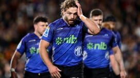 狭山セコムラガッツにSRPブルーズから移籍のFLエイドリアン・チョウトが加入。