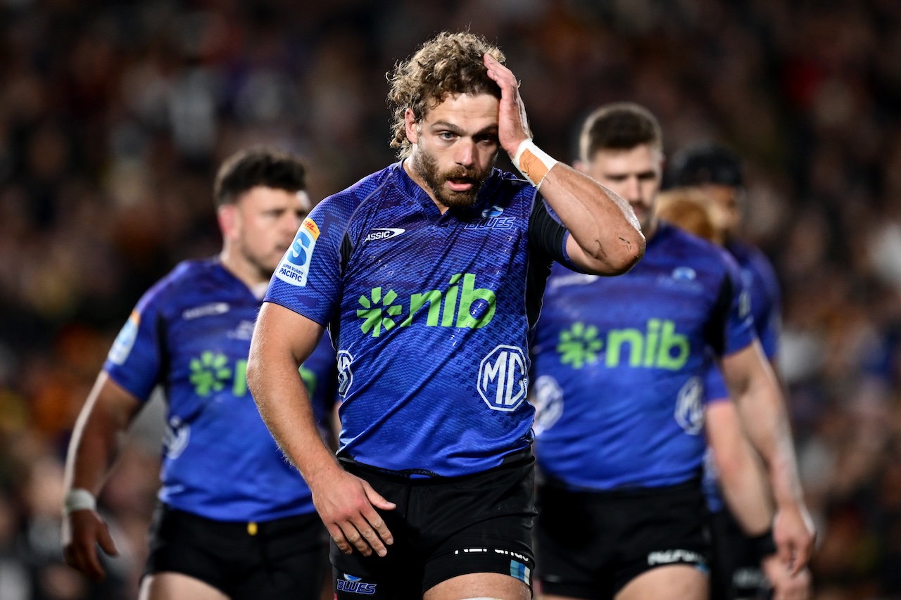 狭山セコムラガッツにSRPブルーズから移籍のFLエイドリアン・チョウトが加入。