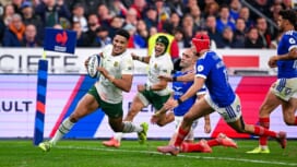 南アフリカ代表スプリングボクスがフランスに完勝。前半終了間際に退場者出すも、後半3トライ奪い逆転。
