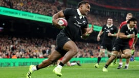 ニュージランド代表オールブラックス、7トライ奪いウエールズにダブルスコアの大勝。