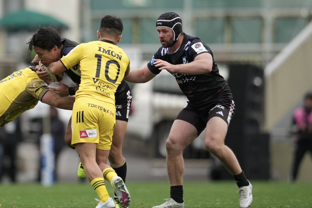 対戦相手に褒められる。ブラックラムズの名手リアム・ギルは今季もハードヒット。