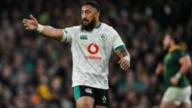 アイルランド代表のバンディー・アキ、レフリーへの不適切行為でシックスネーション..