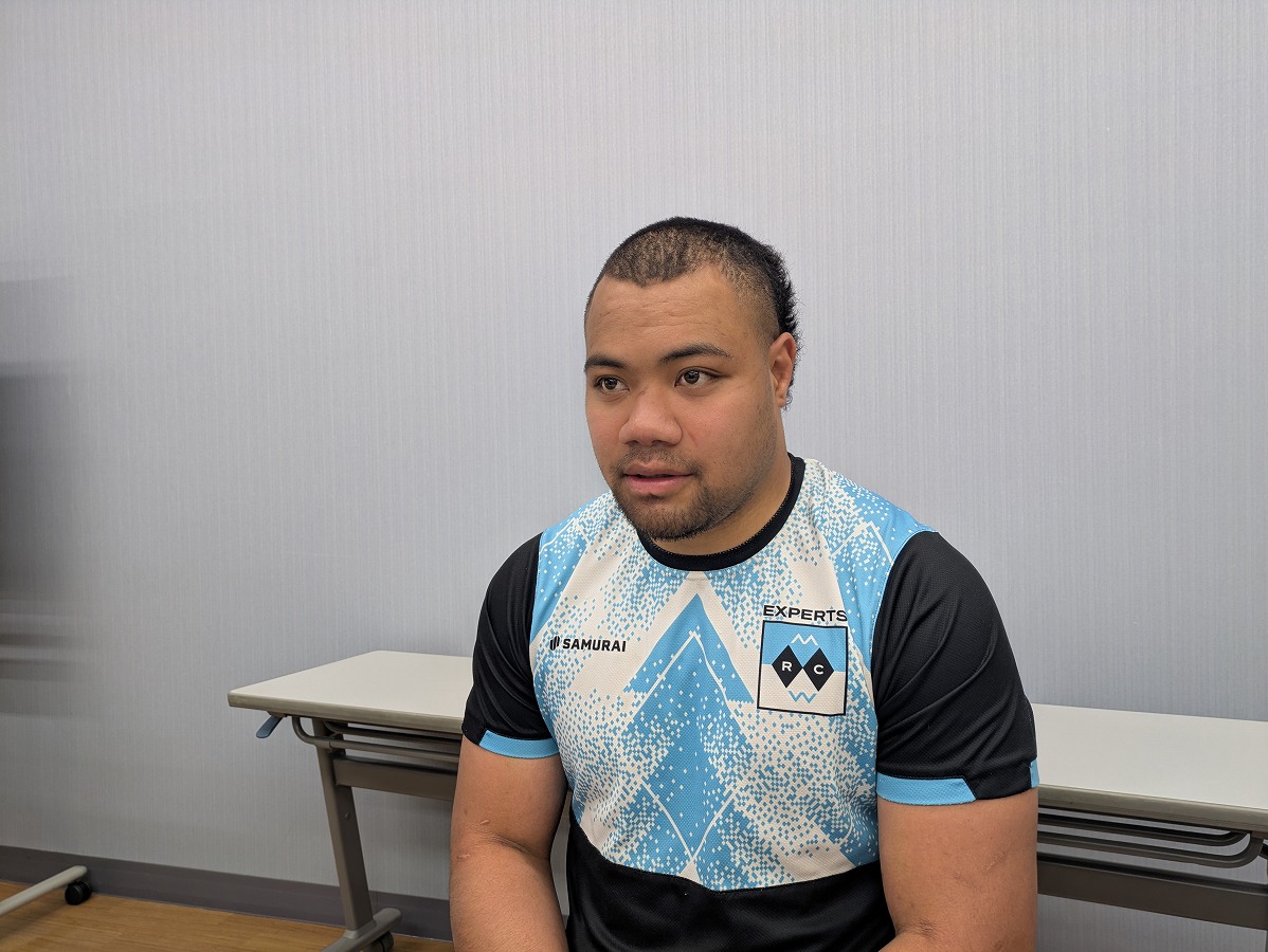 映画鑑賞とストレッチ。米は我慢。京産大シオネ・ポルテレが歴史を変えるための努力。