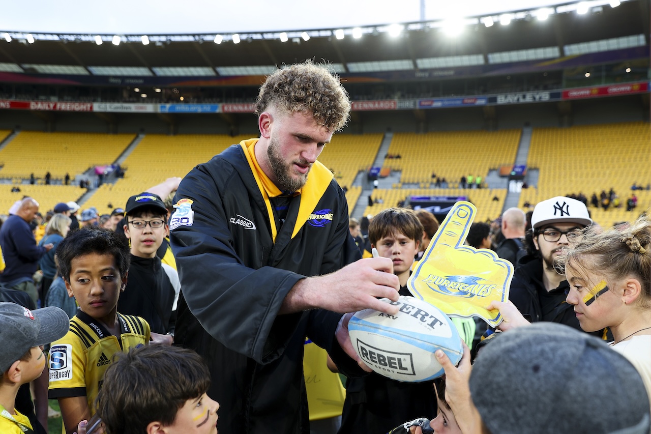 【スーパーラグビー】ハリケーンズがレッズに快勝で首位キープ。ワーナー・ディアンズは今季2トライ目で勝利に貢献。