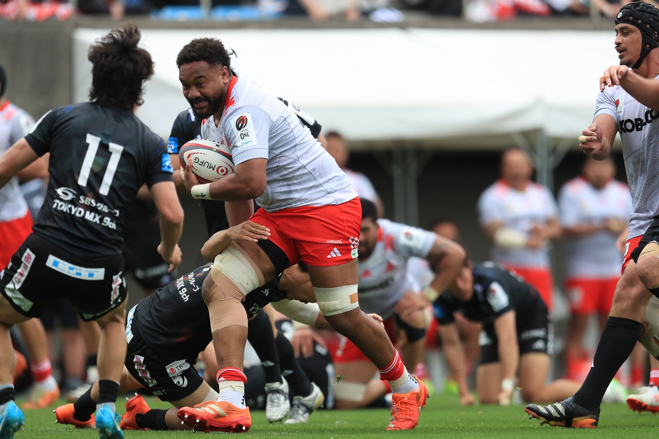 【リーグワン】コベルコ神戸スティーラーズがリコーブラックラムズ東京を破る。2位に浮上