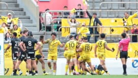 【リーグワン】劇的逆転で東京サントリーサンゴリアスが4強進出。PO初出場のリコー..