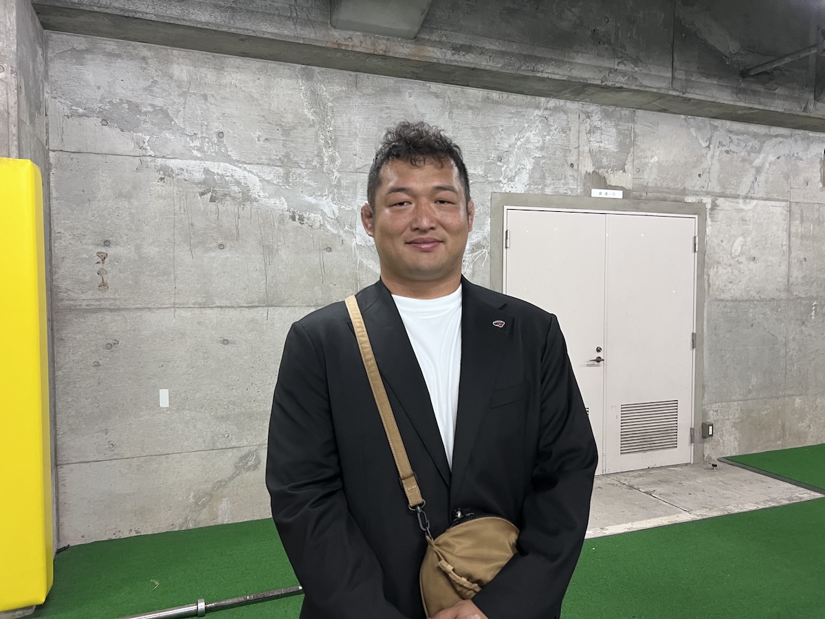 東京サントリーサンゴリアスのPR垣永真之介が現役引退を発表。セレモニーはあの伝説の歌手へのオマージュ