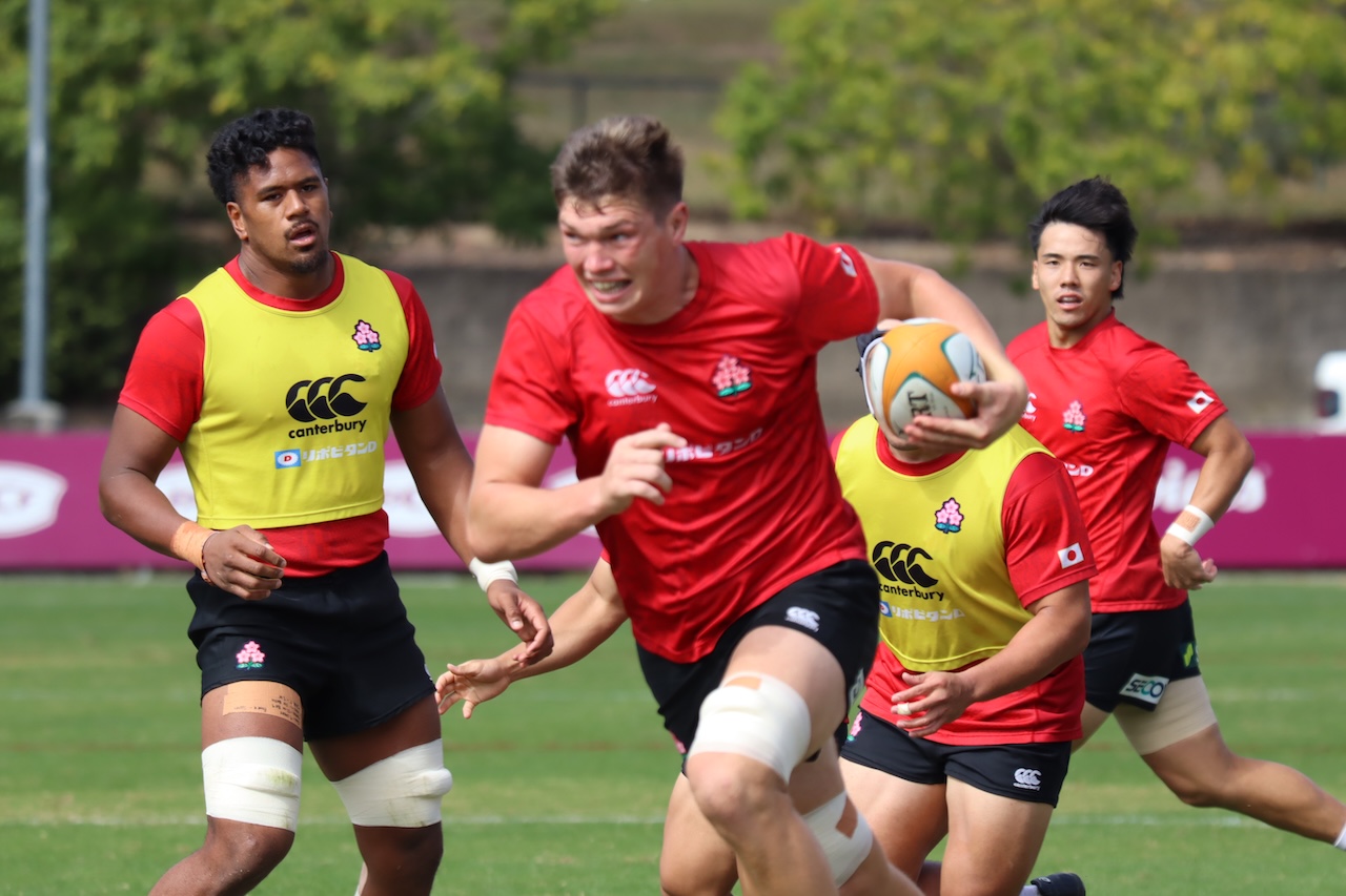 試合後も「仲良くしすぎない」。日本代表ハリー・ホッキングス、自国との連戦への思い