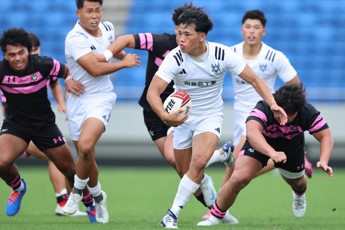 【関東大学リーグ戦1部】初優勝狙う東洋大が苦しみながらも白星発進。最終盤に日大を突き放す