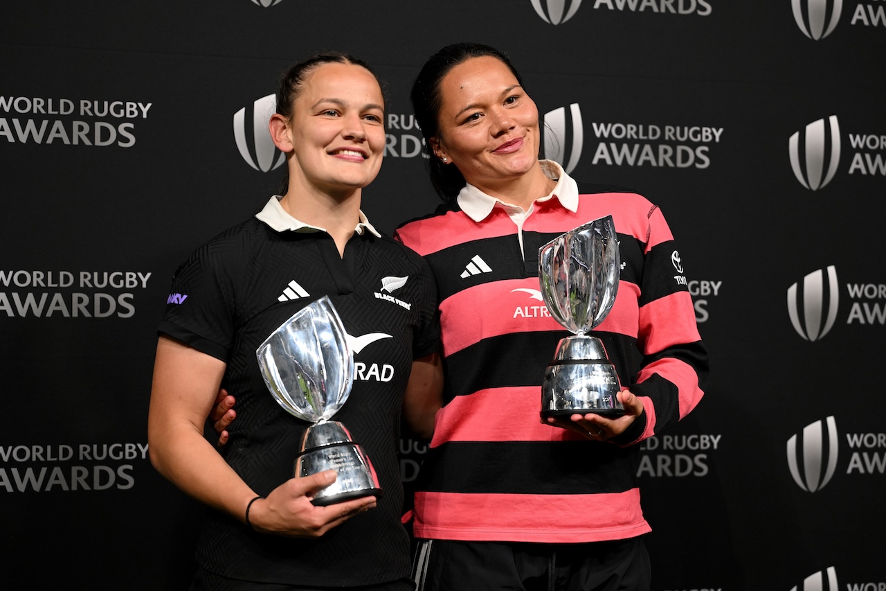 女子NZ代表ブラックファーンズのバックロー2選手が年間MVP&新人賞ダブル受賞