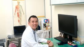 高校ジャパン出身の最初のドクター。　外科医・小山太一