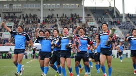 高校ラグビー3冠の偉業を達成した大阪・東海大学付属仰星高校。花園で最高の笑顔（撮影：毛受…
